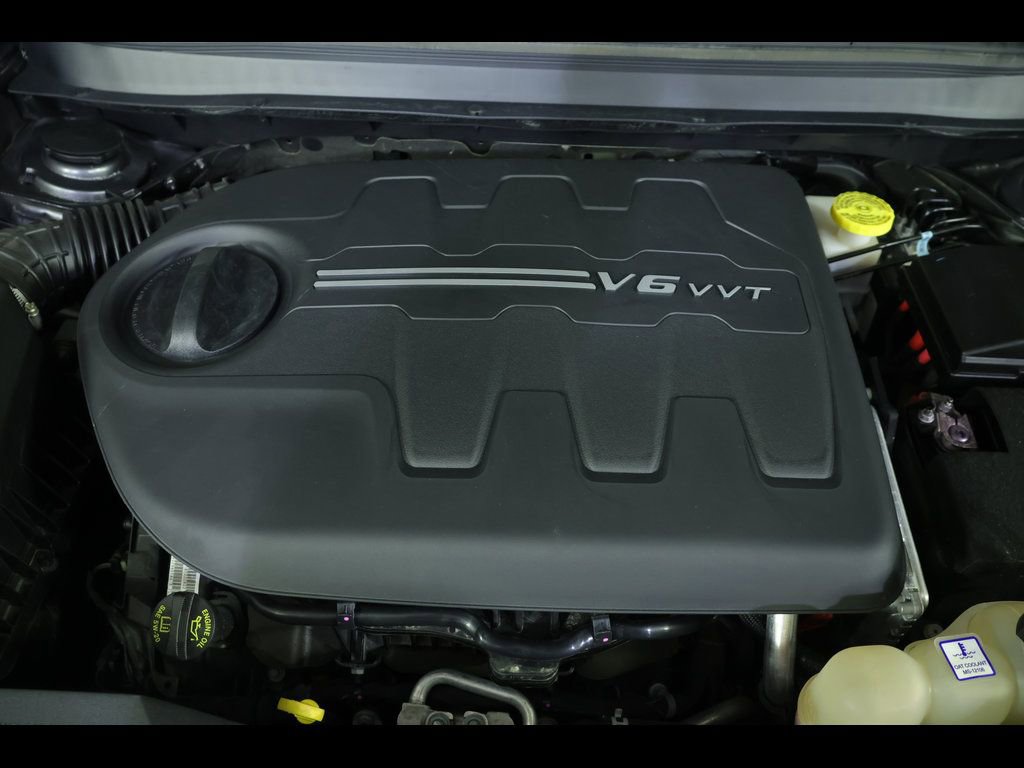 Used 2022 Jeep Cherokee Latitude Lux w/ Sun & Sound Group image 22