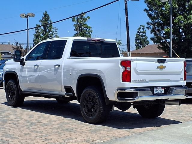 Used 2022 Chevrolet Silverado 2500 LTZ w/ LTZ Convenience Package AWD/4WD image 3