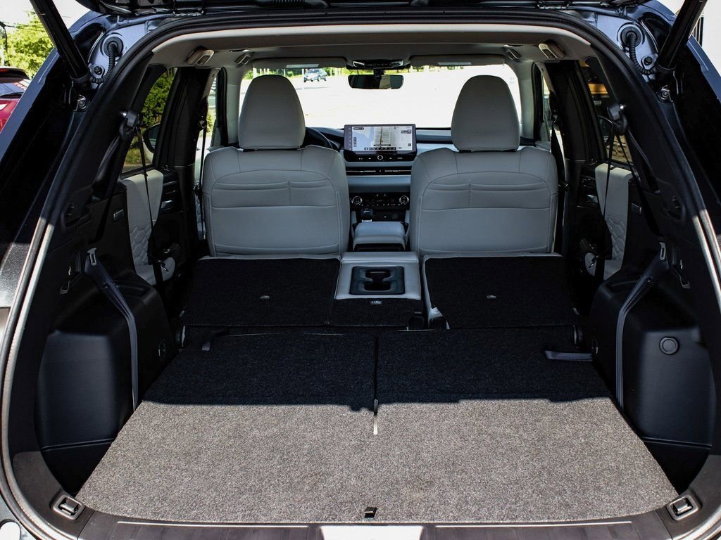 New 2025 Mitsubishi Outlander SEL image 49