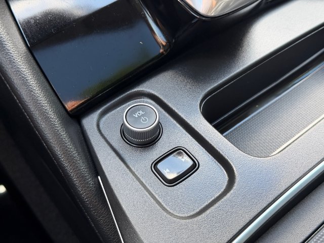 Certified 2025 Acura MDX FWD image 27