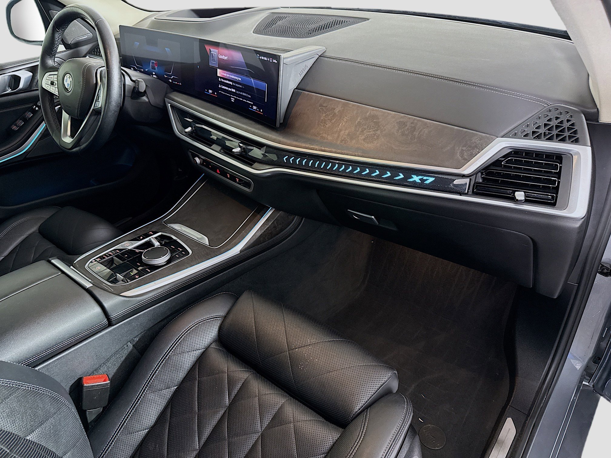 Used 2023 BMW X7 xDrive40i w/ Premium Package image 30