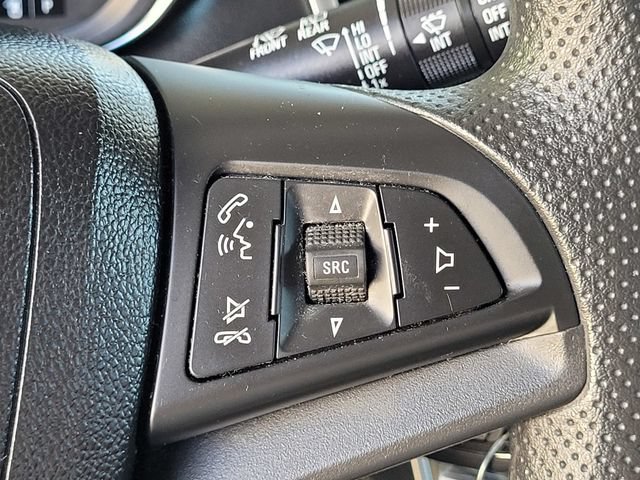 Used 2021 Chevrolet Trax LS w/ Fleet Convenience Package FWD image 25
