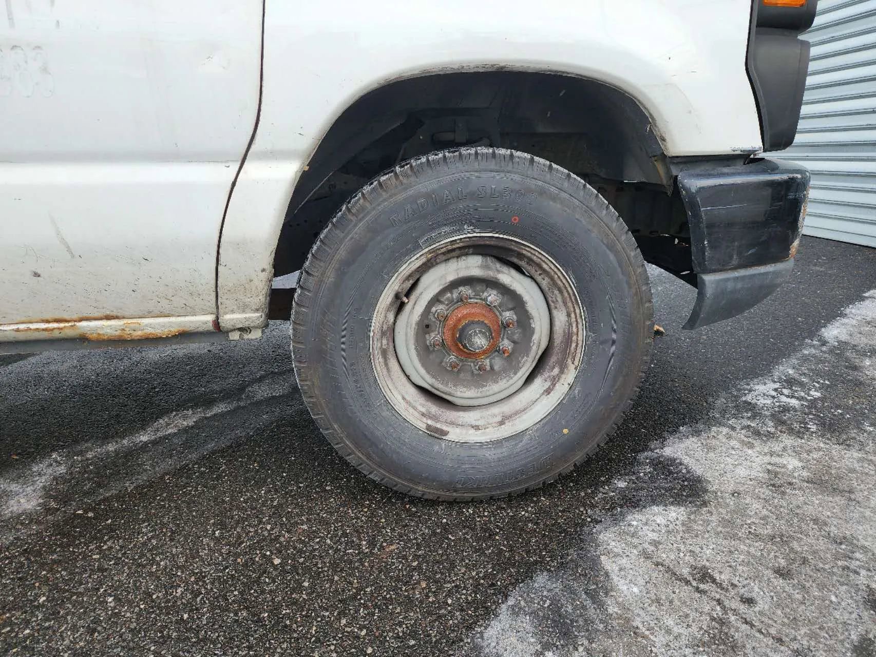 Used 2011 Ford E-250 and Econoline 250 image 12