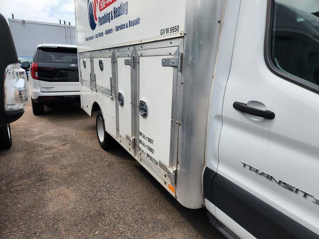 Used 2020 Ford Transit 350 DRW w/ Interior Upgrade Package RWD image 2