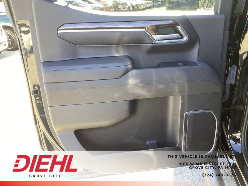 Used 2023 Chevrolet Silverado 1500 LT AWD/4WD image 16