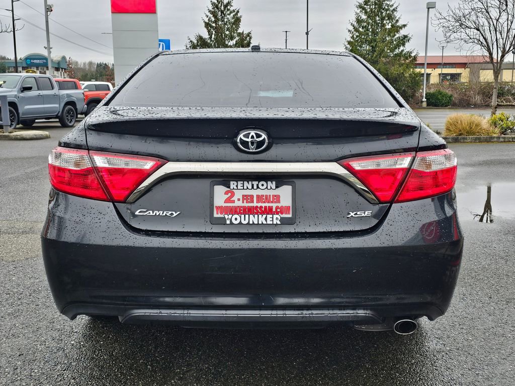 Used 2015 Toyota Camry XSE w/ Moonroof Package image 6