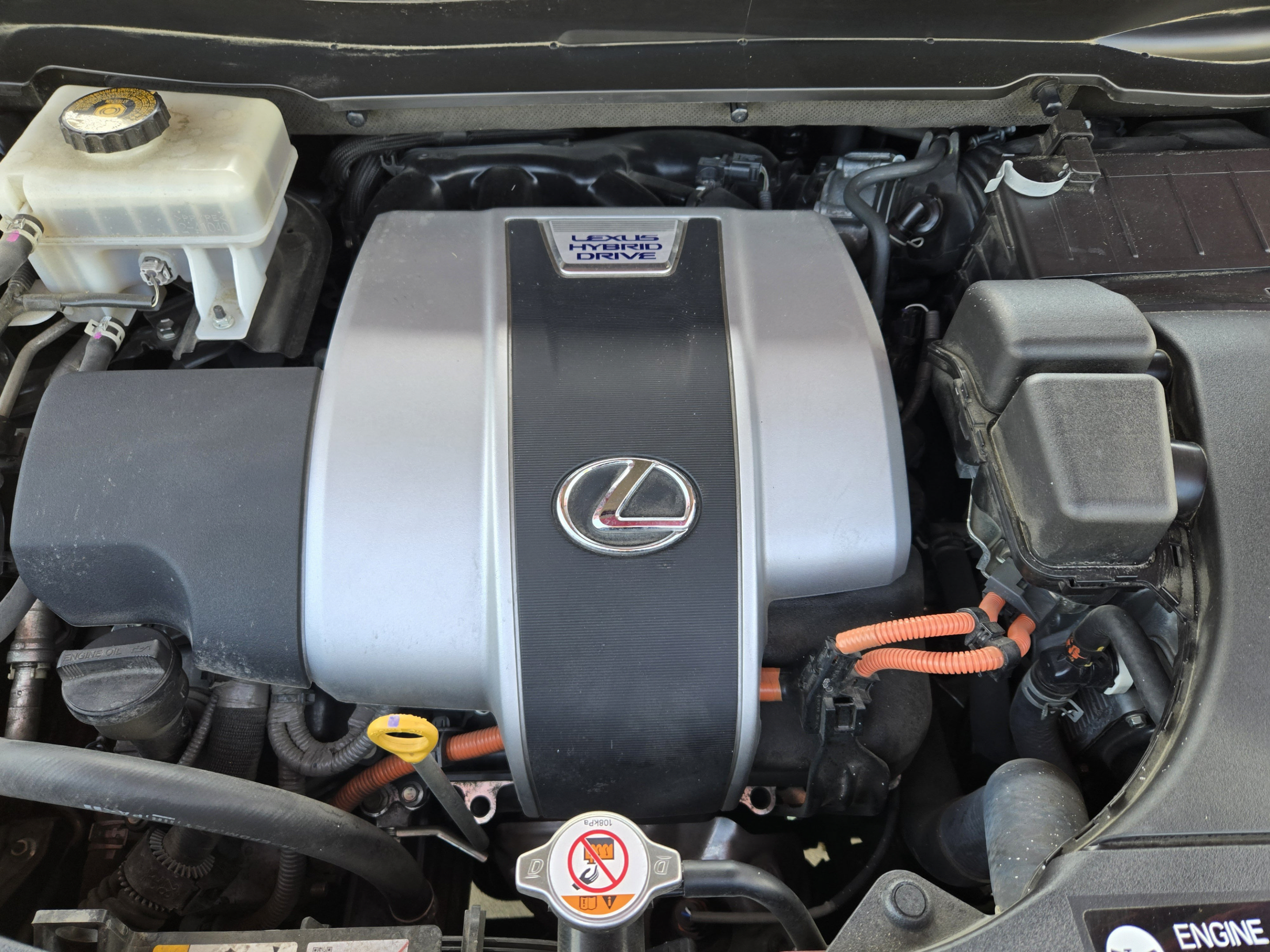 Used 2022 Lexus RX 450hL Luxury w/ Cold Area Package (CK) AWD/4WD image 33
