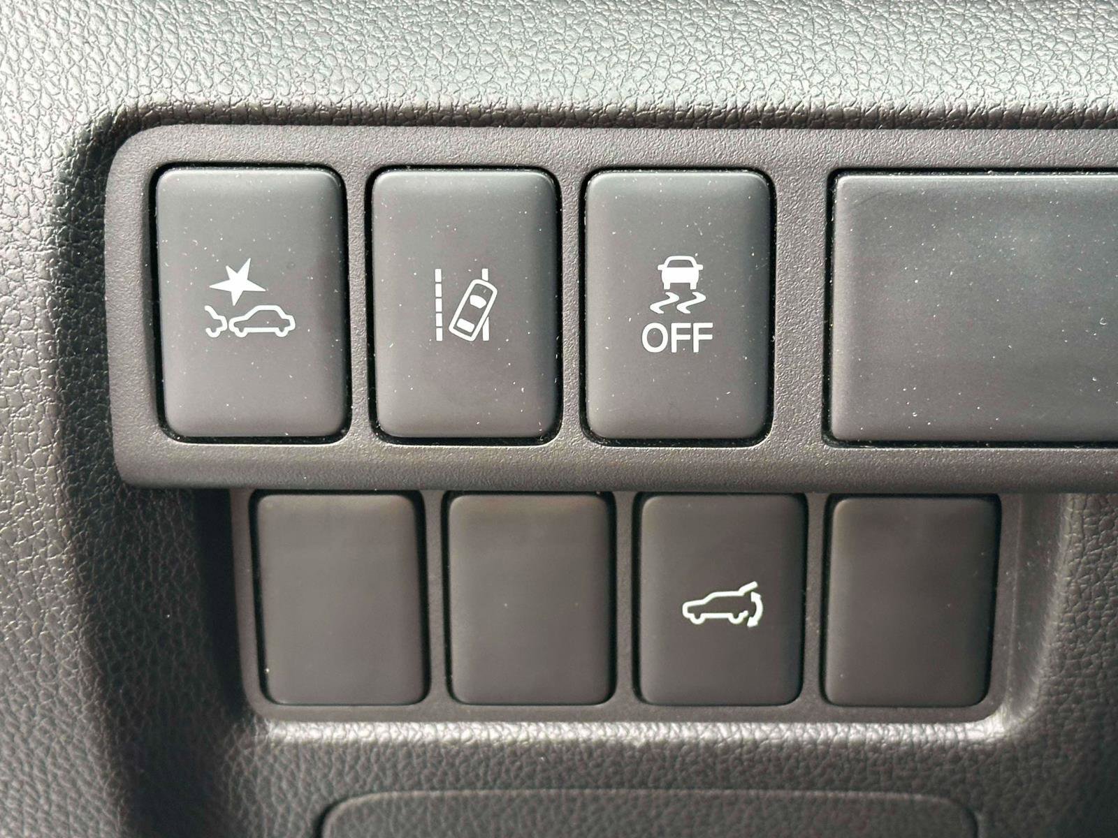 Used 2024 Mitsubishi Eclipse Cross SE AWD/4WD image 14