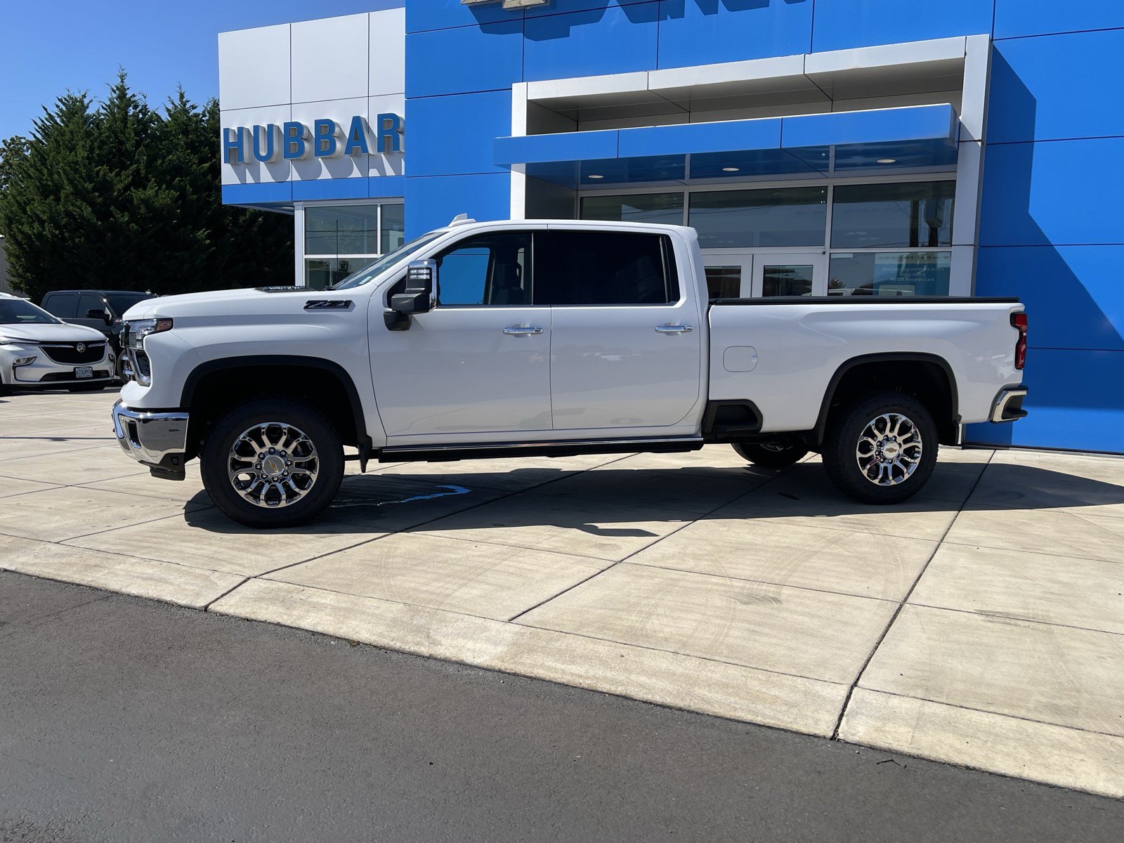 New 2026 Chevrolet Silverado 3500 LTZ w/ LTZ Premium Package AWD/4WD image 2