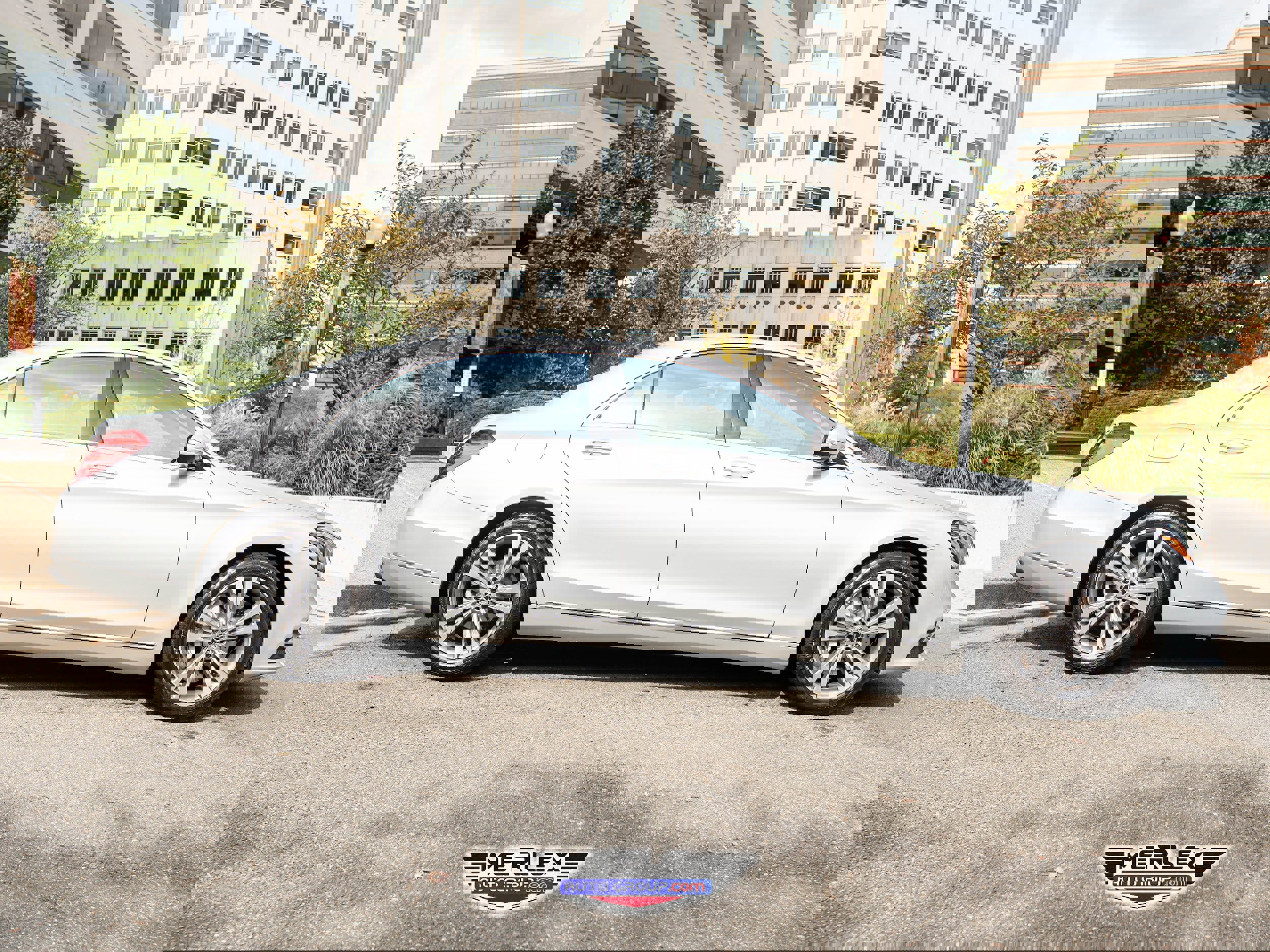 Used 2018 Mercedes-Benz S 560 4MATIC Sedan image 8