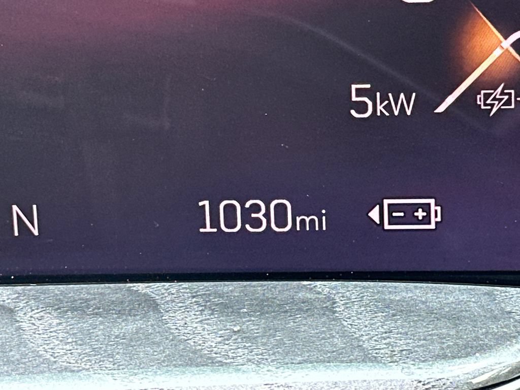 Certified 2025 Cadillac Escalade IQ Luxury 2 AWD/4WD image 30