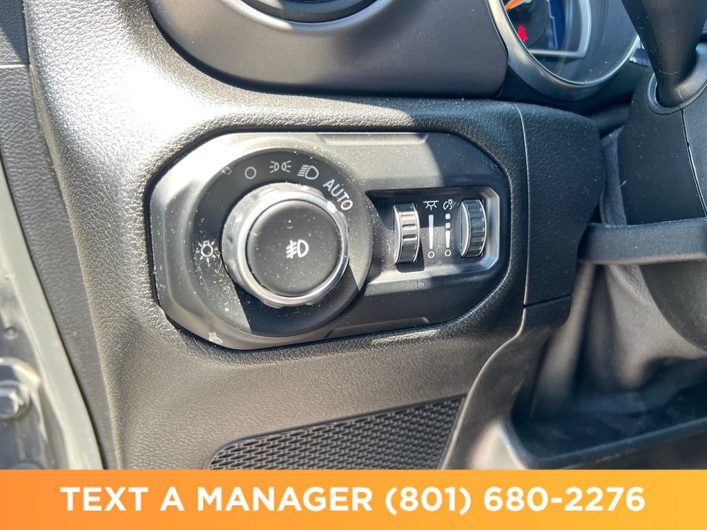 Used 2021 Jeep Wrangler Unlimited Sport AWD/4WD image 29