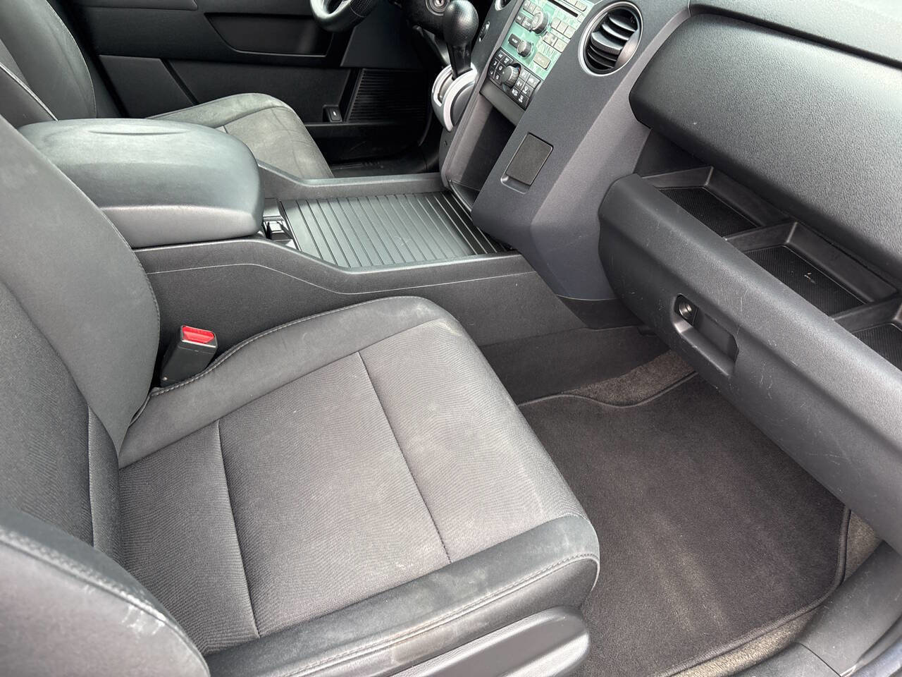 Used 2011 Honda Pilot LX image 12