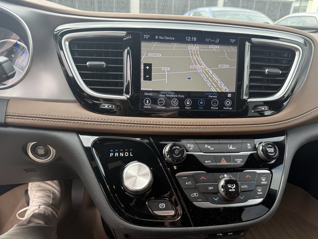 Used 2020 Chrysler Pacifica Limited w/ Advanced Safetytec Group image 9