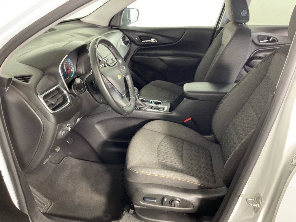 Used 2024 Chevrolet Equinox LT AWD/4WD image 17