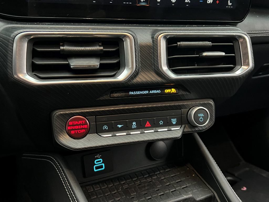 Used 2024 Ford Mustang Premium image 22