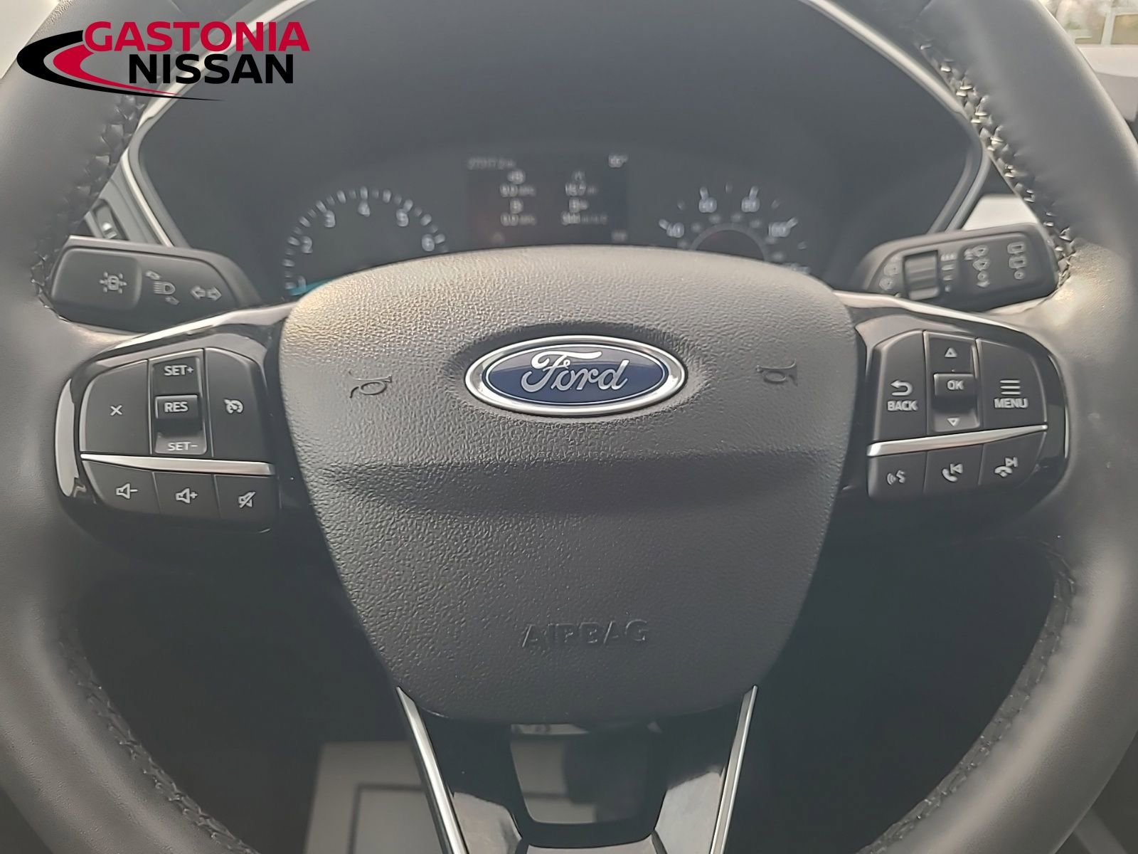 Used 2022 Ford Escape SEL image 36