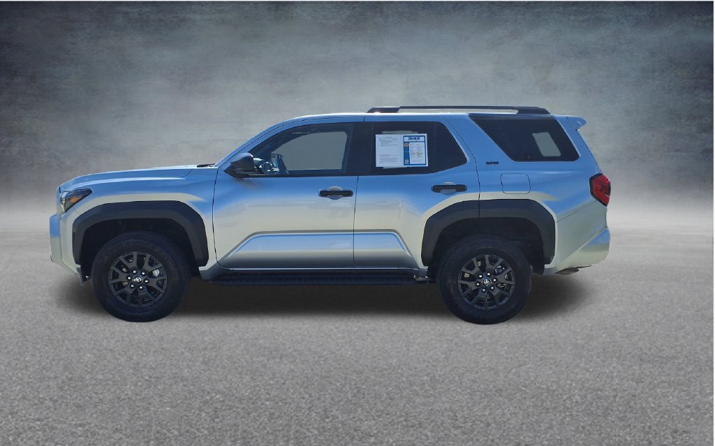 Used 2025 Toyota 4Runner SR5 AWD/4WD image 4