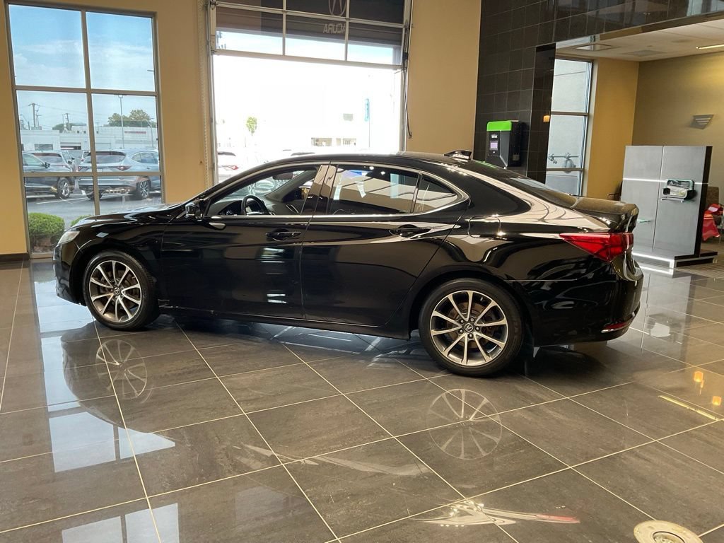 Certified 2017 Acura TLX w/ Technology Package FWD image 5