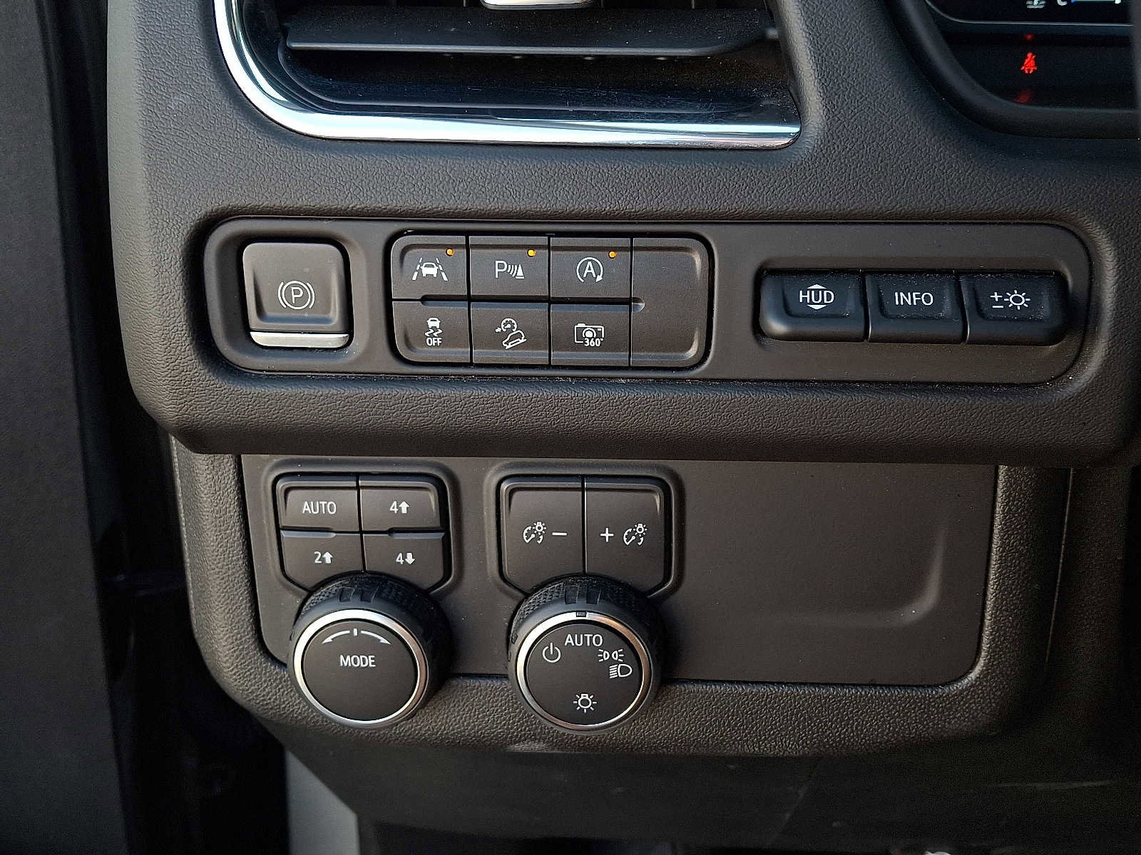 Used 2023 Chevrolet Tahoe High Country w/ Premium Package 2 image 26