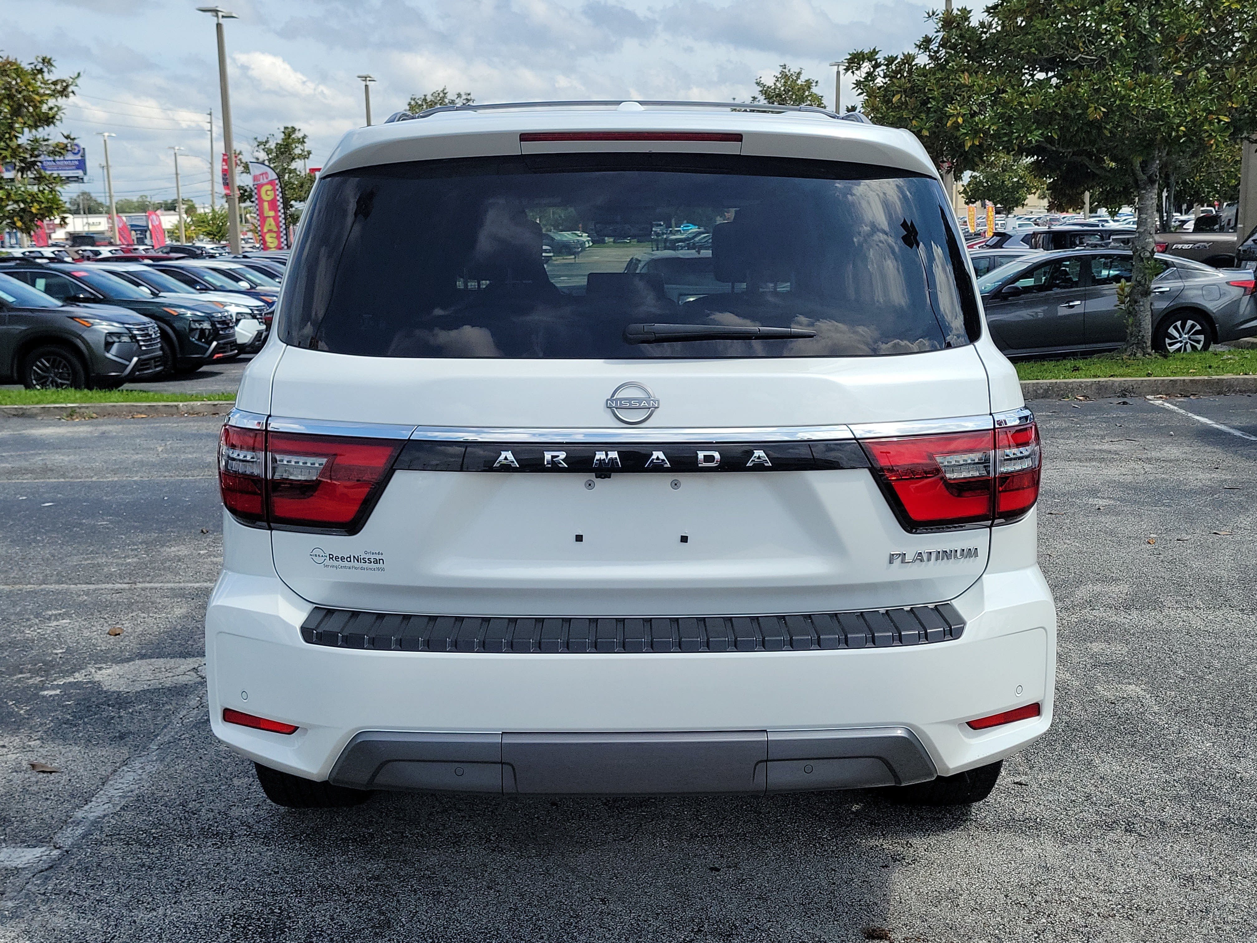 Certified 2023 Nissan Armada Platinum w/ Captain's Chairs Package RWD image 5