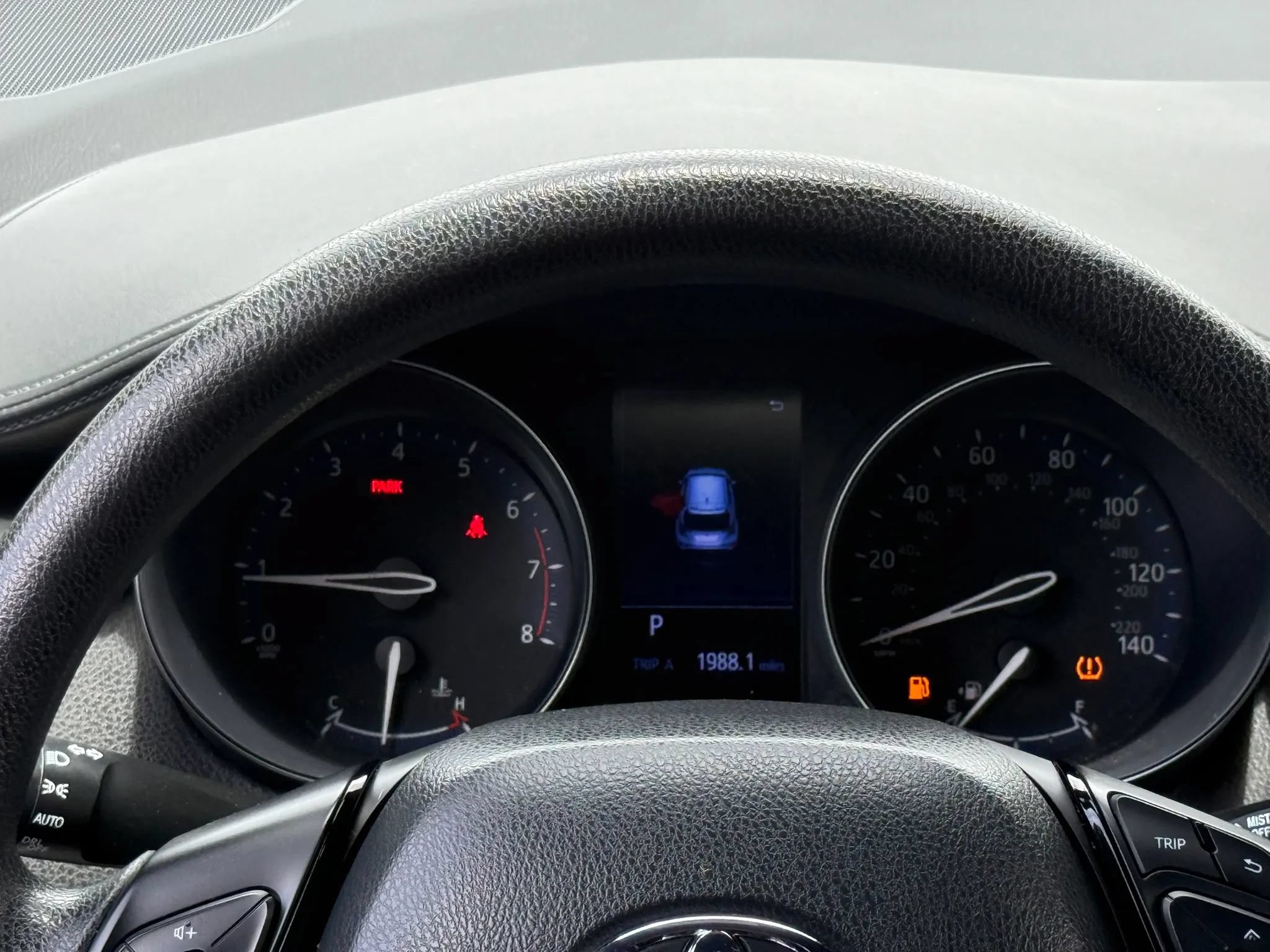 Used 2019 Toyota C-HR LE FWD image 8