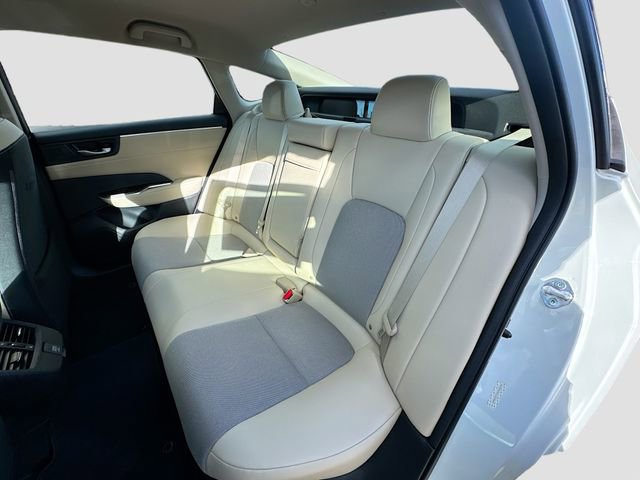 Certified 2021 Honda Clarity Plug-In Hybrid image 23