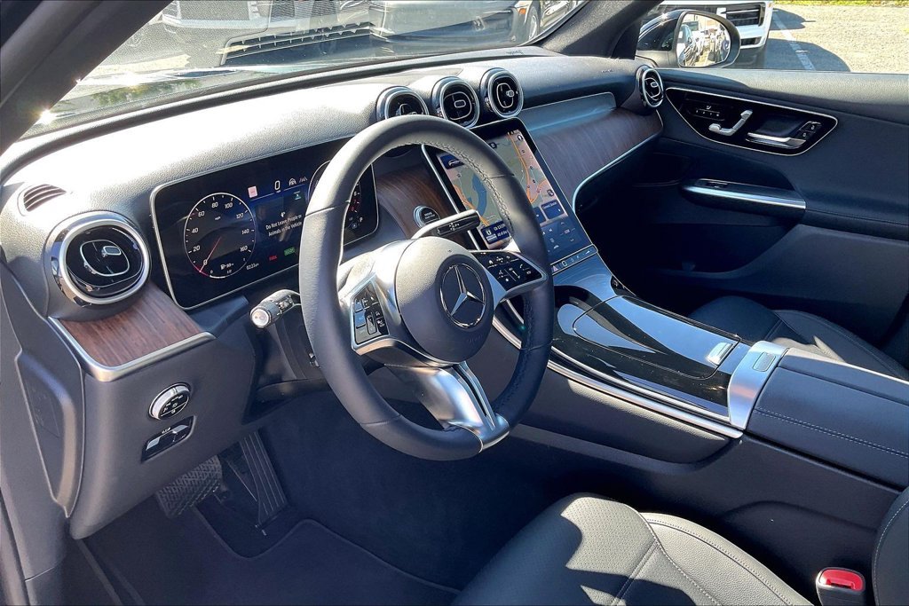 Certified 2025 Mercedes-Benz GLC 350e 4MATIC image 11