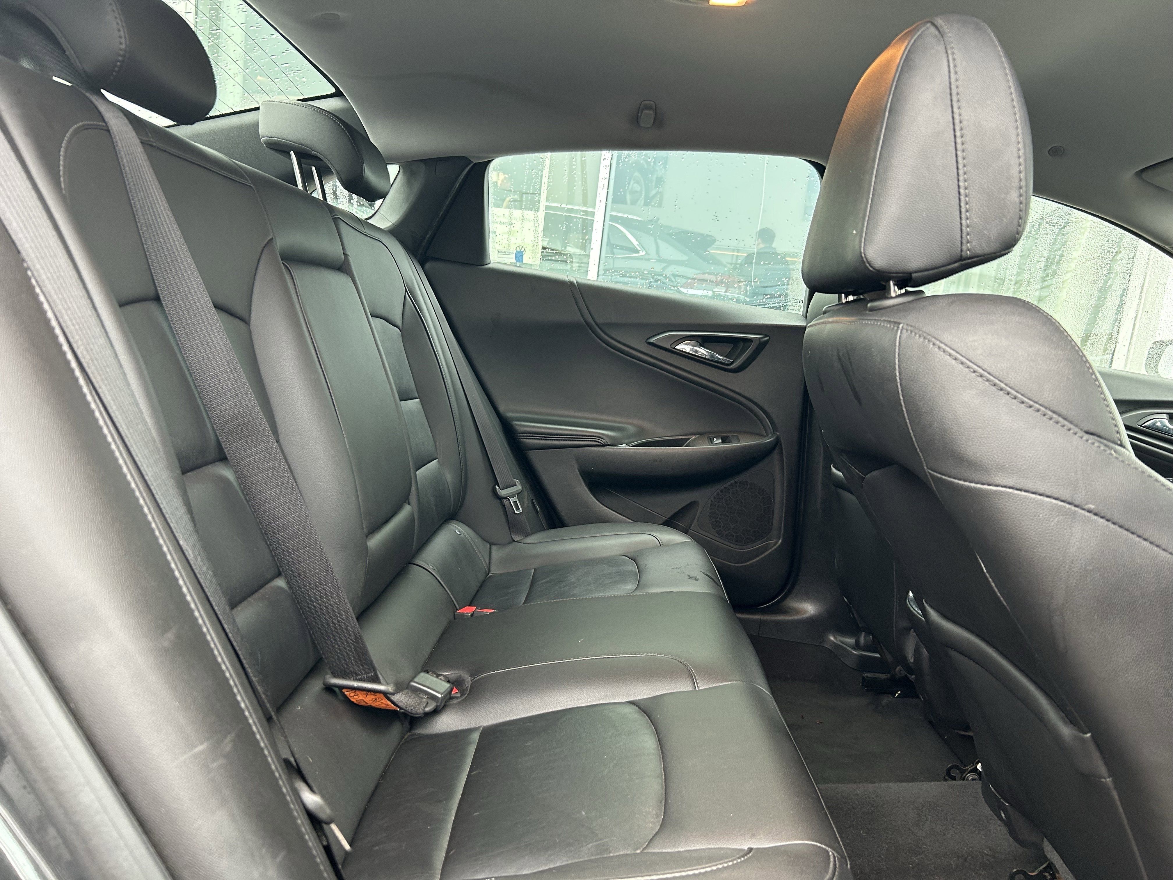 Used 2016 Chevrolet Malibu LT w/ Leather Package image 28