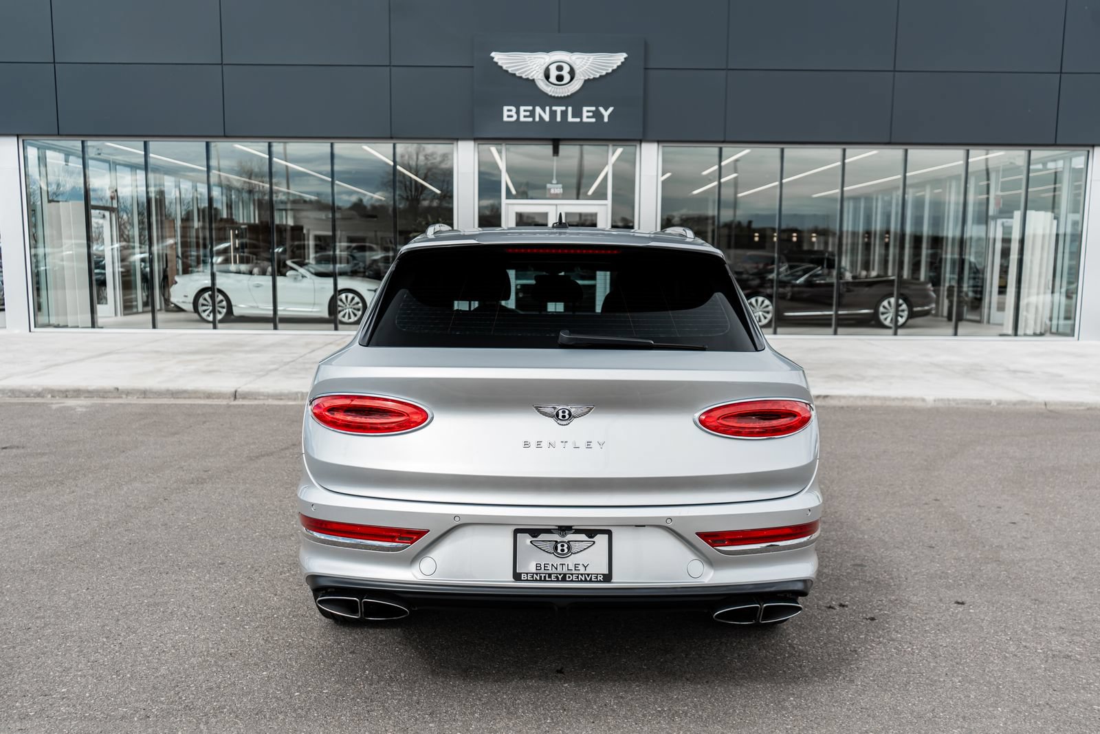 Certified 2023 Bentley Bentayga AWD/4WD image 11