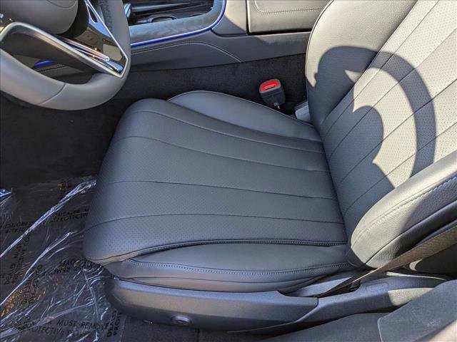 New 2025 Mercedes-Benz E 450 4MATIC Sedan image 4