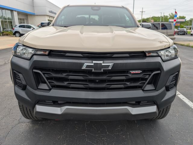 Used 2023 Chevrolet Colorado Trail Boss w/ LPO, Skid Plate Package AWD/4WD image 8