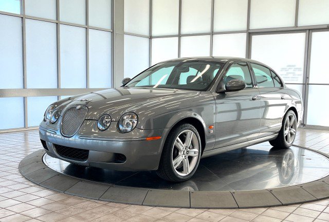 Used 2005 Jaguar S-TYPE R image 3