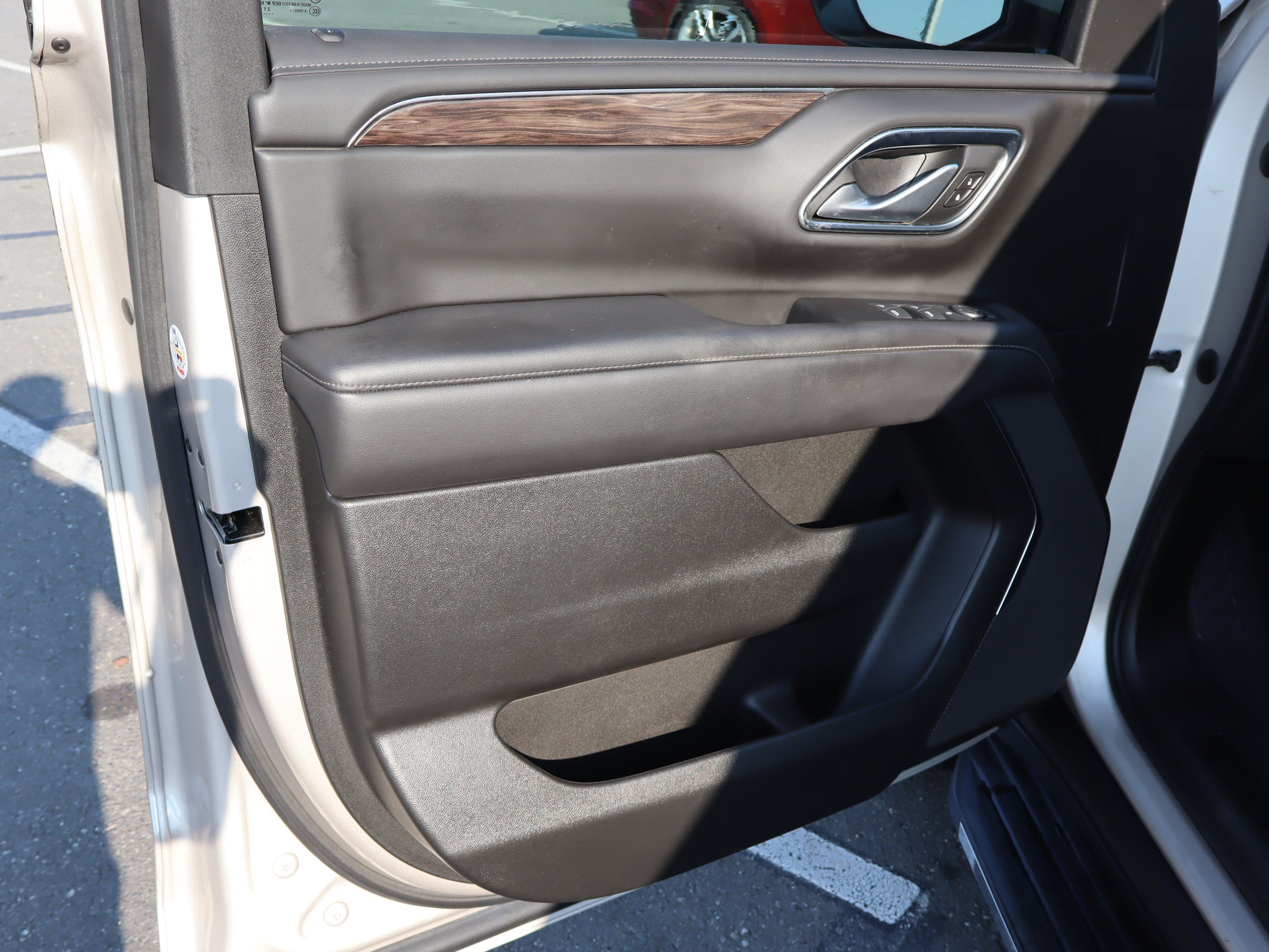 Used 2022 Chevrolet Tahoe LS RWD image 17