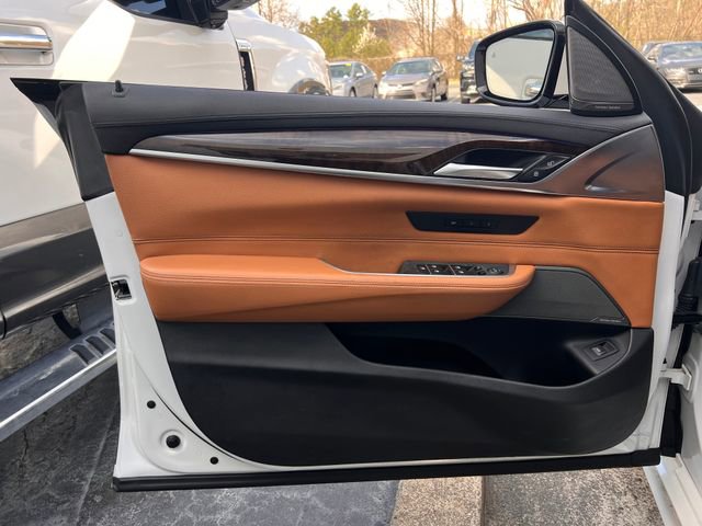 Used 2018 BMW 640i Gran Turismo xDrive w/ M Sport Package image 9