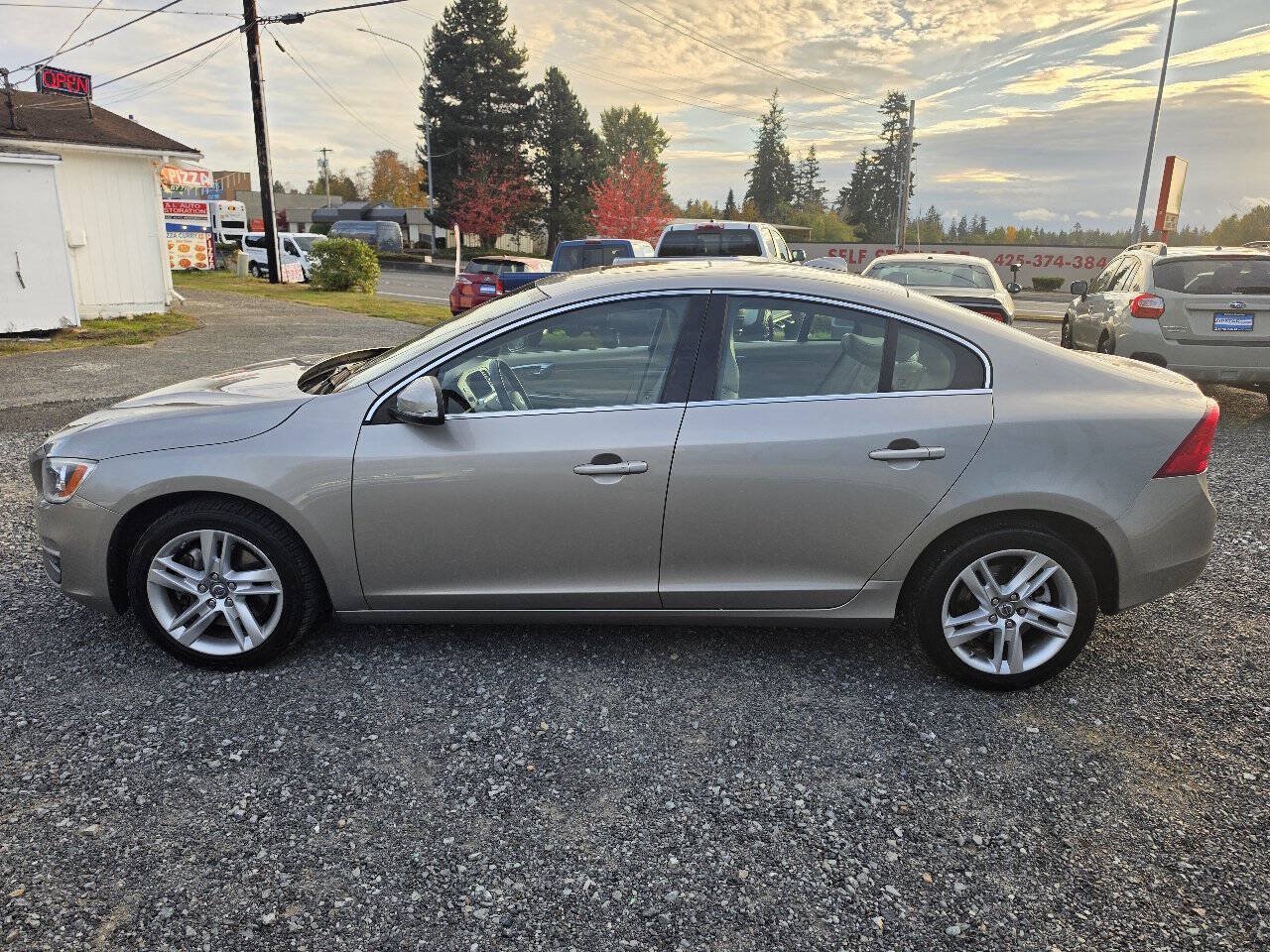 Used 2014 Volvo S60 T5 FWD image 4