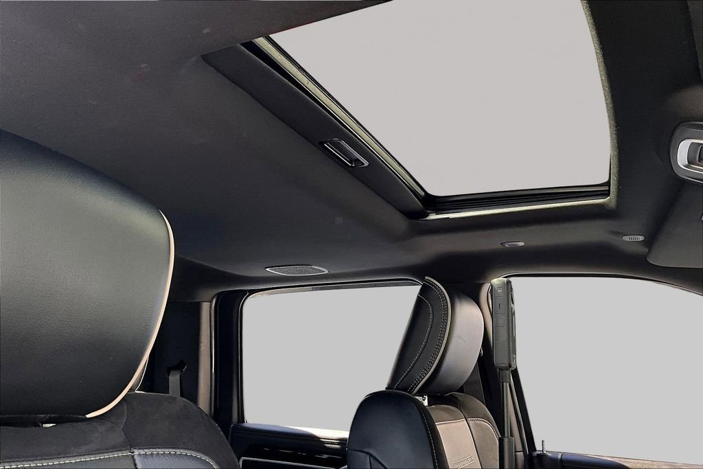 Used 2020 RAM 2500 Laramie w/ Night Edition image 27