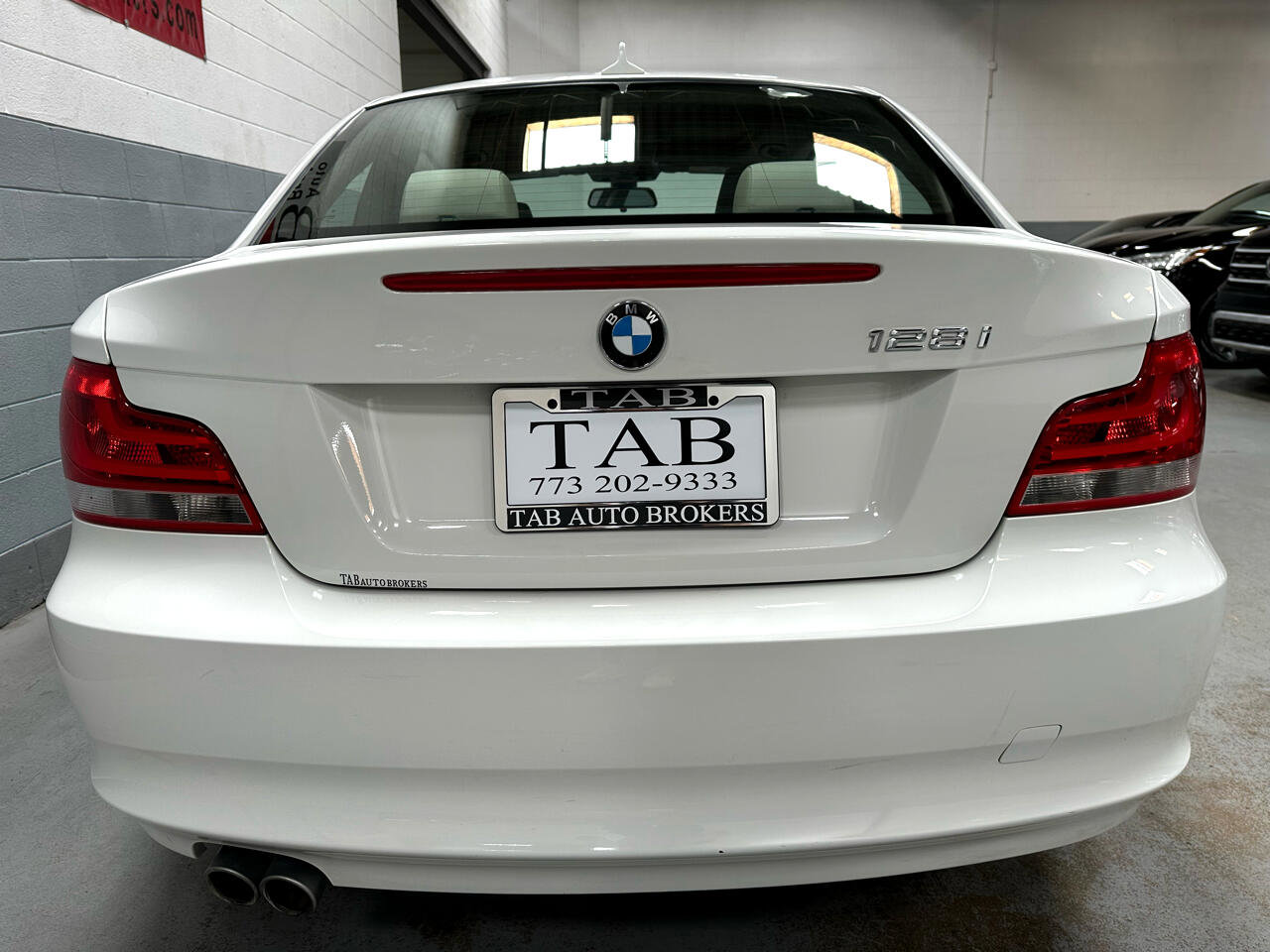 Used 2013 BMW 128i Coupe image 4