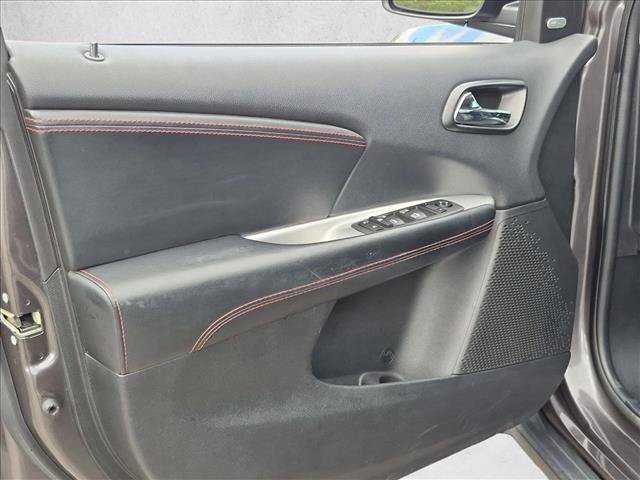 Used 2018 Dodge Journey GT w/ Driver Convenience Group FWD image 11