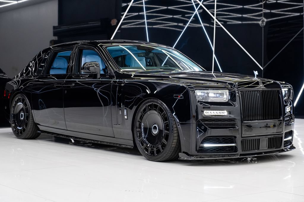 Used 2026 Rolls-Royce Phantom Sedan RWD image 1