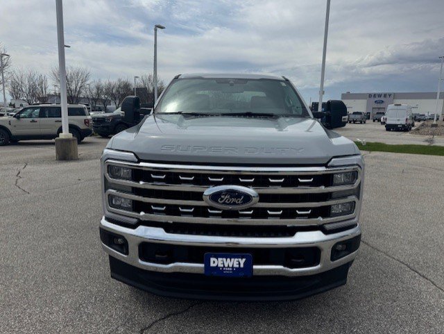 Used 2026 Ford F250 Lariat AWD/4WD image 2