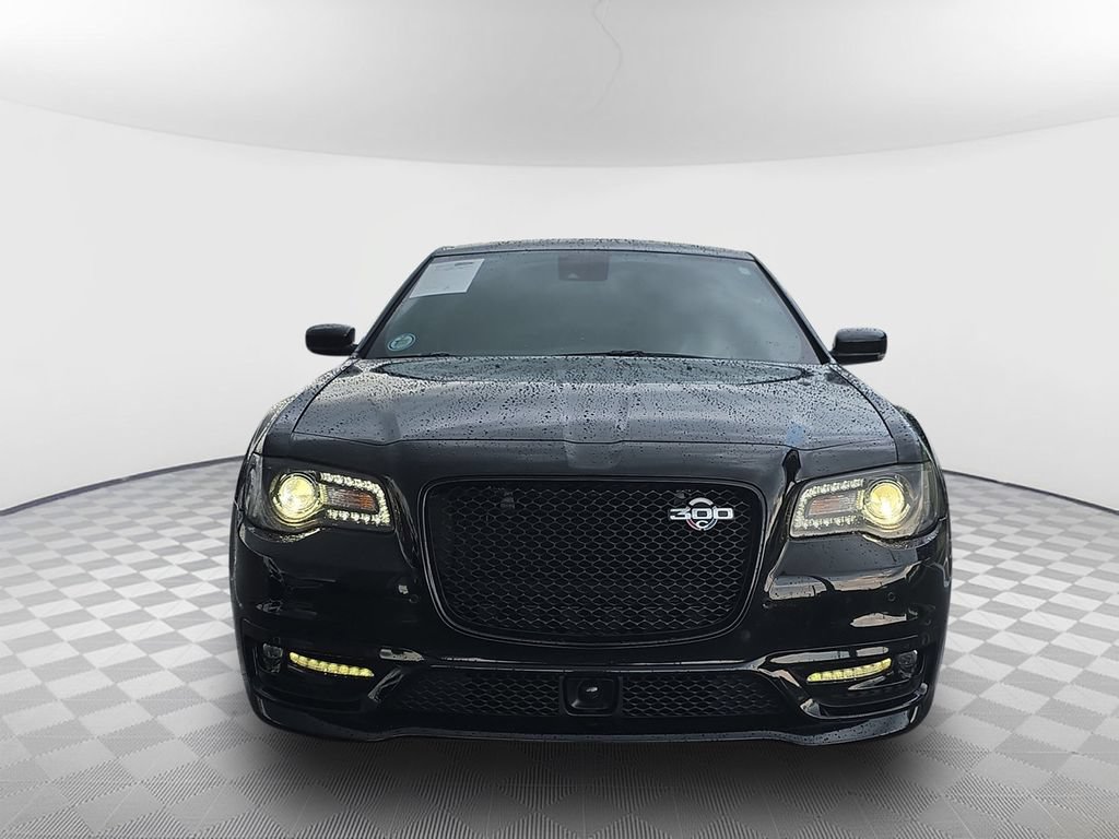 Used 2023 Chrysler 300 C RWD image 3