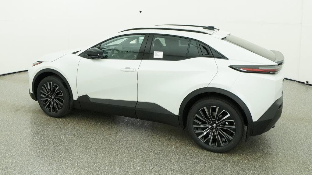 New 2026 Toyota C-HR AWD/4WD image 7