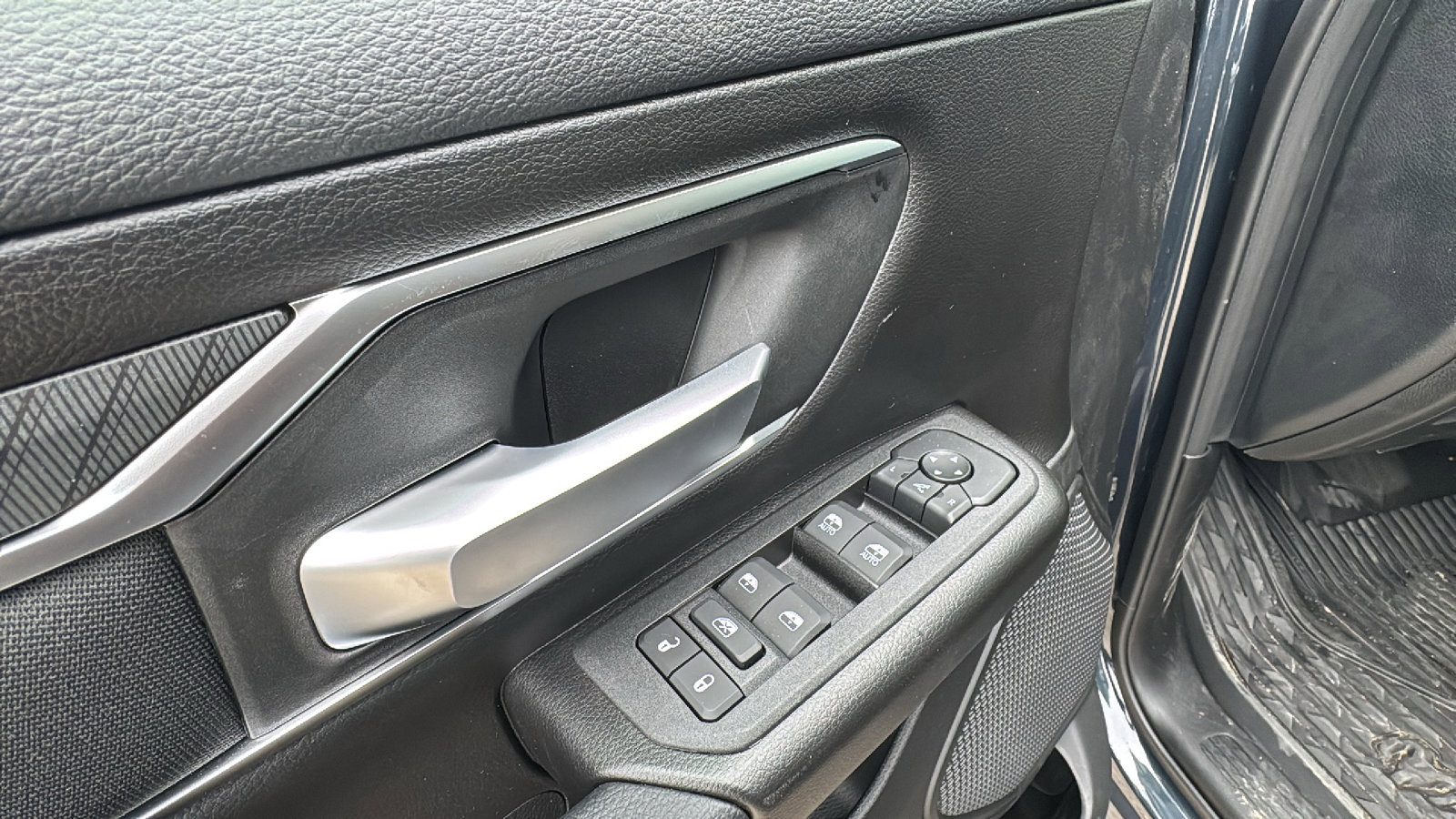 Certified 2025 RAM 1500 Lone Star image 12