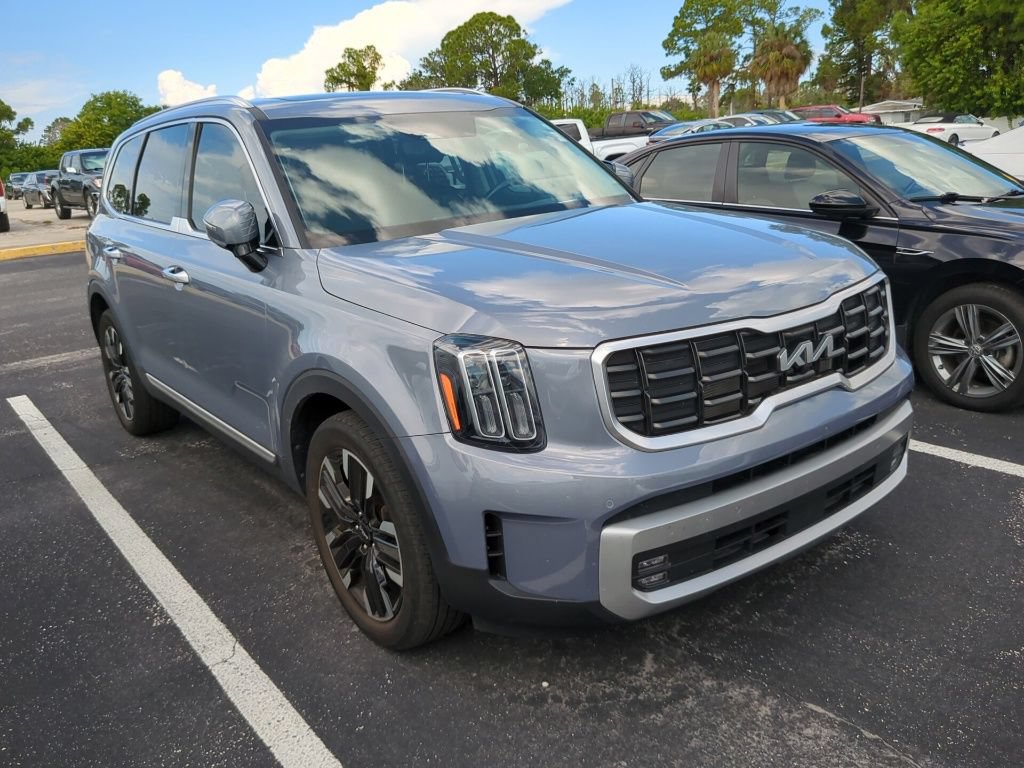 Certified 2023 Kia Telluride SX Prestige AWD/4WD image 1
