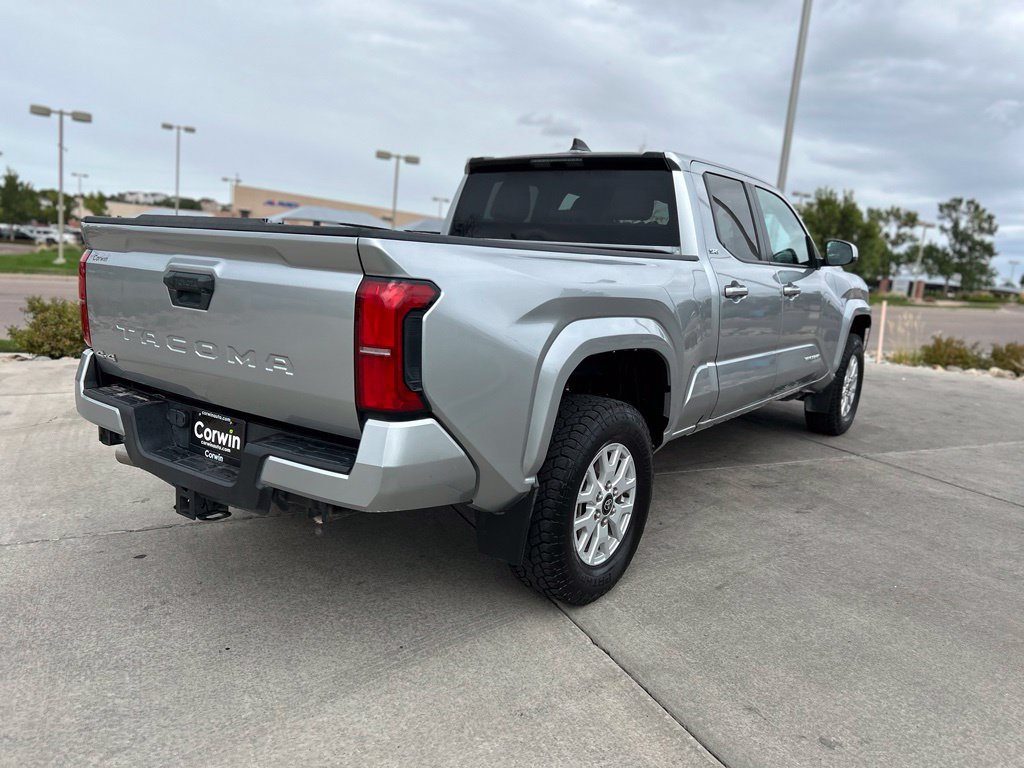 Used 2024 Toyota Tacoma SR5 AWD/4WD image 8