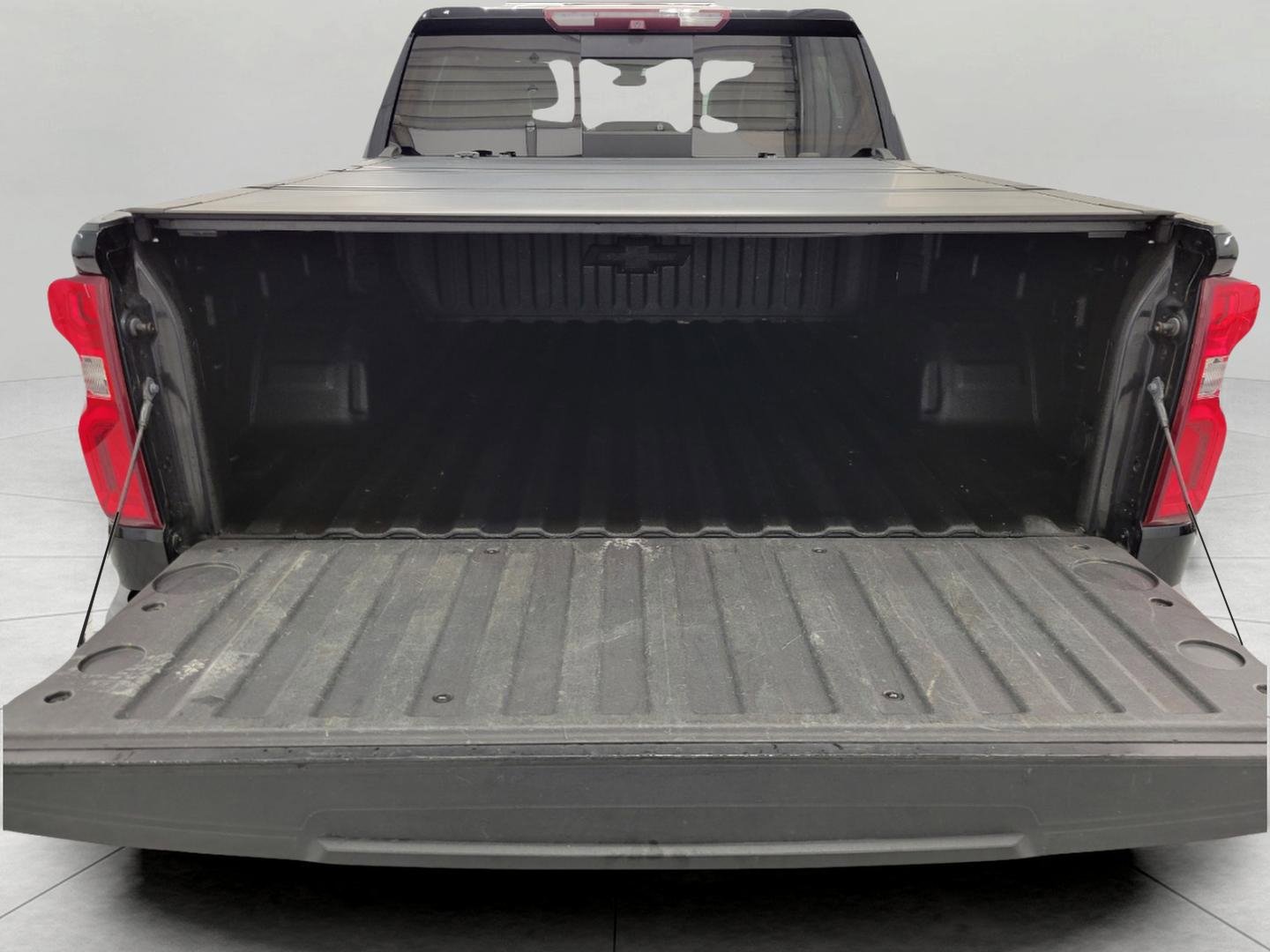 Used 2019 Chevrolet Silverado 1500 LTZ w/ LTZ Premium Package AWD/4WD image 15