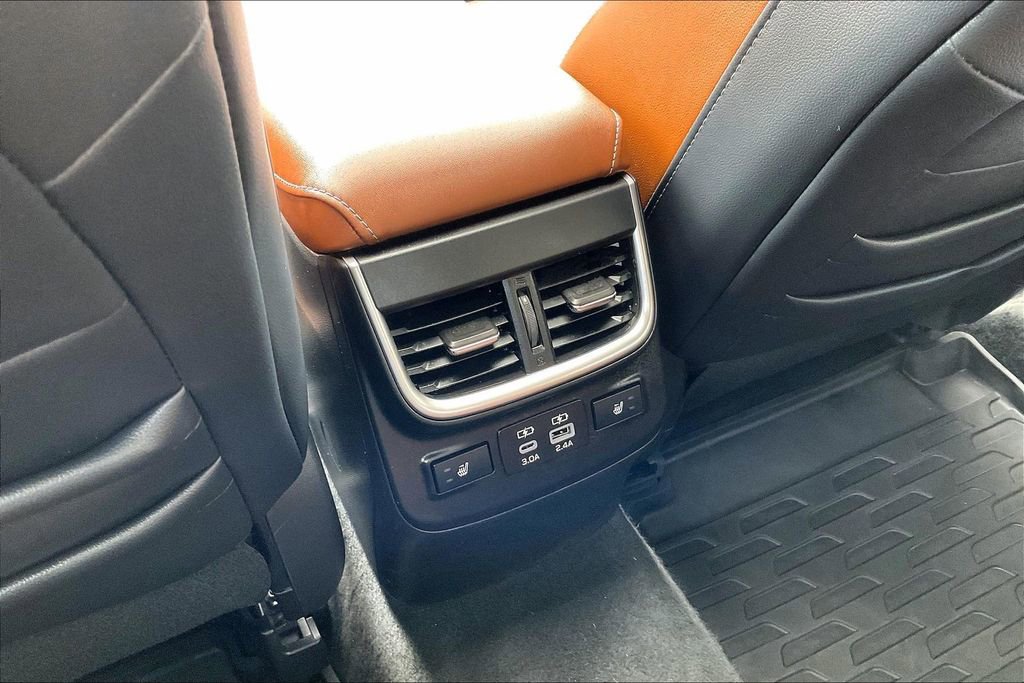 Used 2023 Subaru Outback Touring XT image 10