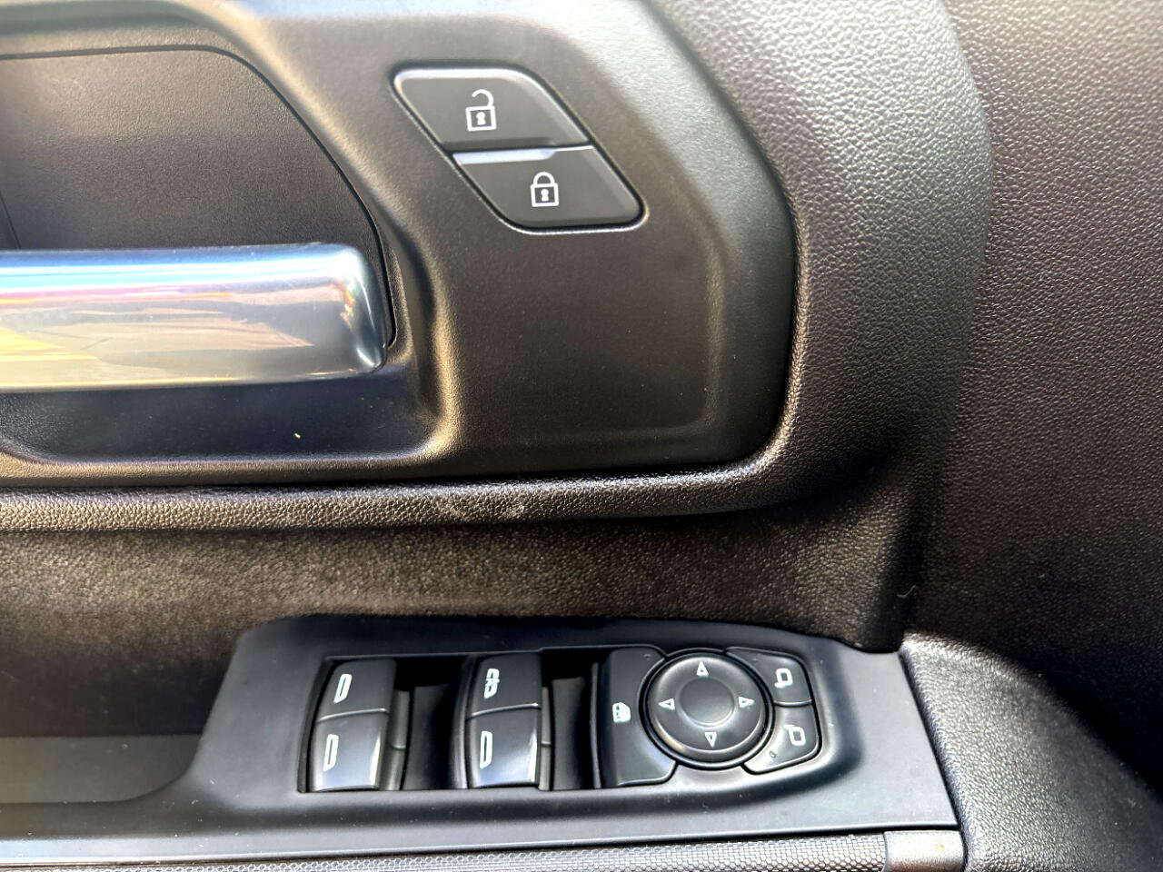 Used 2023 GMC Sierra 3500 Pro w/ Convenience Package image 17