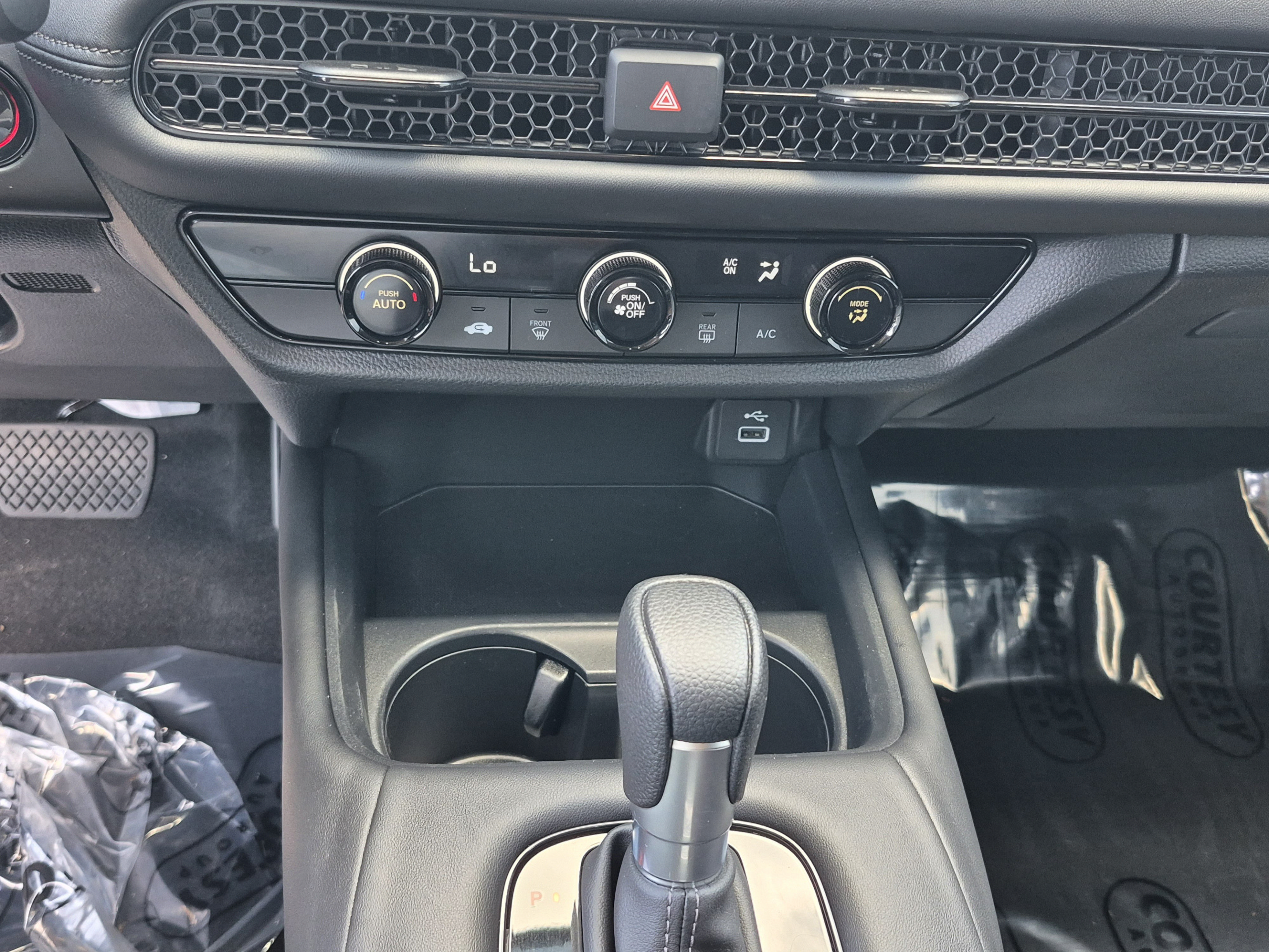 Used 2023 Honda HR-V LX image 24